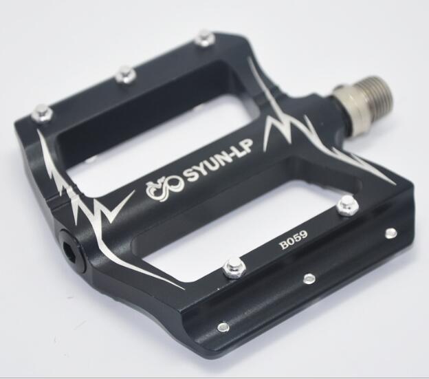 CNC Bike Pedal Aluminum Alloy Waved Big Platform Sealed Bearing Pedal