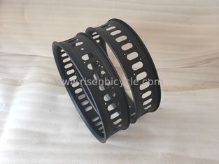 China Lightweight 26&quot;X4.0X28H/32H/36H Hollow Snow Bike Rim Black Aluminum Alloy Wheel 13G Spoke Diameter supplier