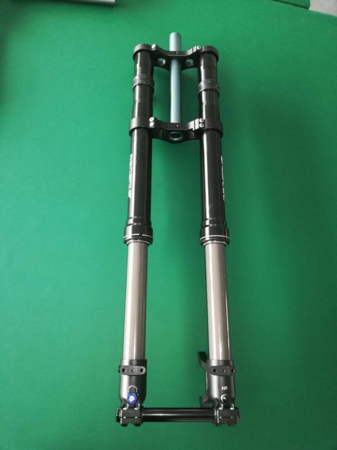 dual crown suspension fork cycle