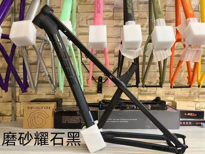 17" Aluminum Frame Inner/Outer Cable Routing for Performance Womens Bike Frame 0